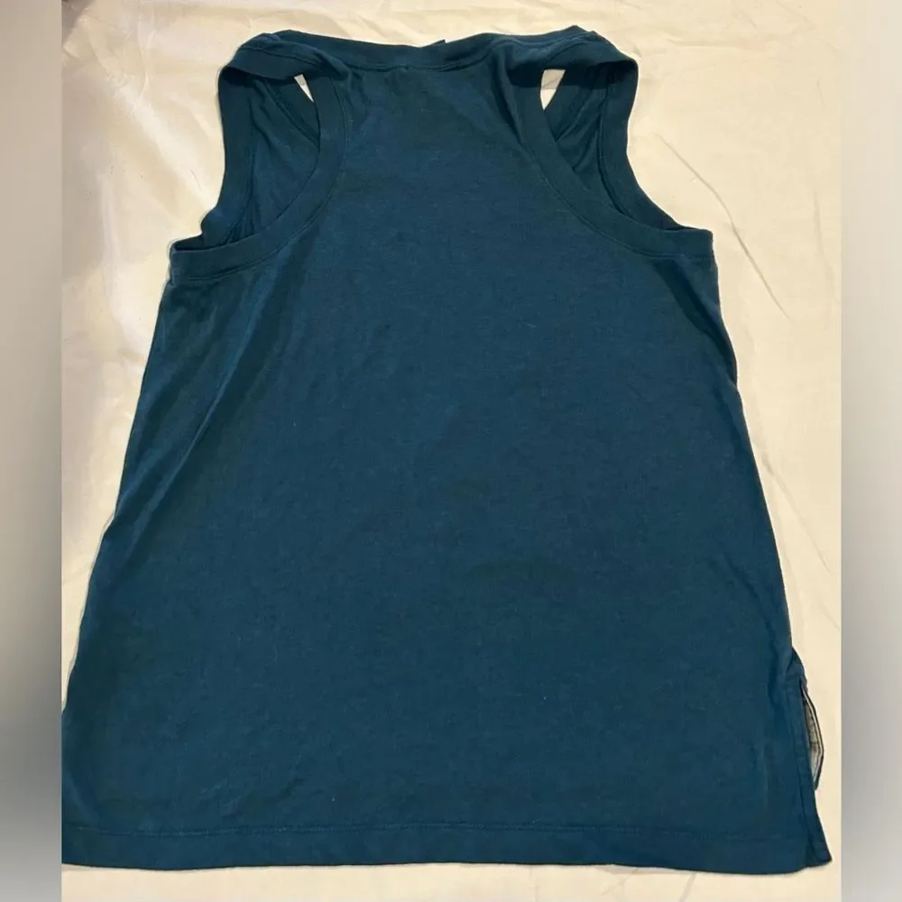 Nike  Tank Top - Size Small